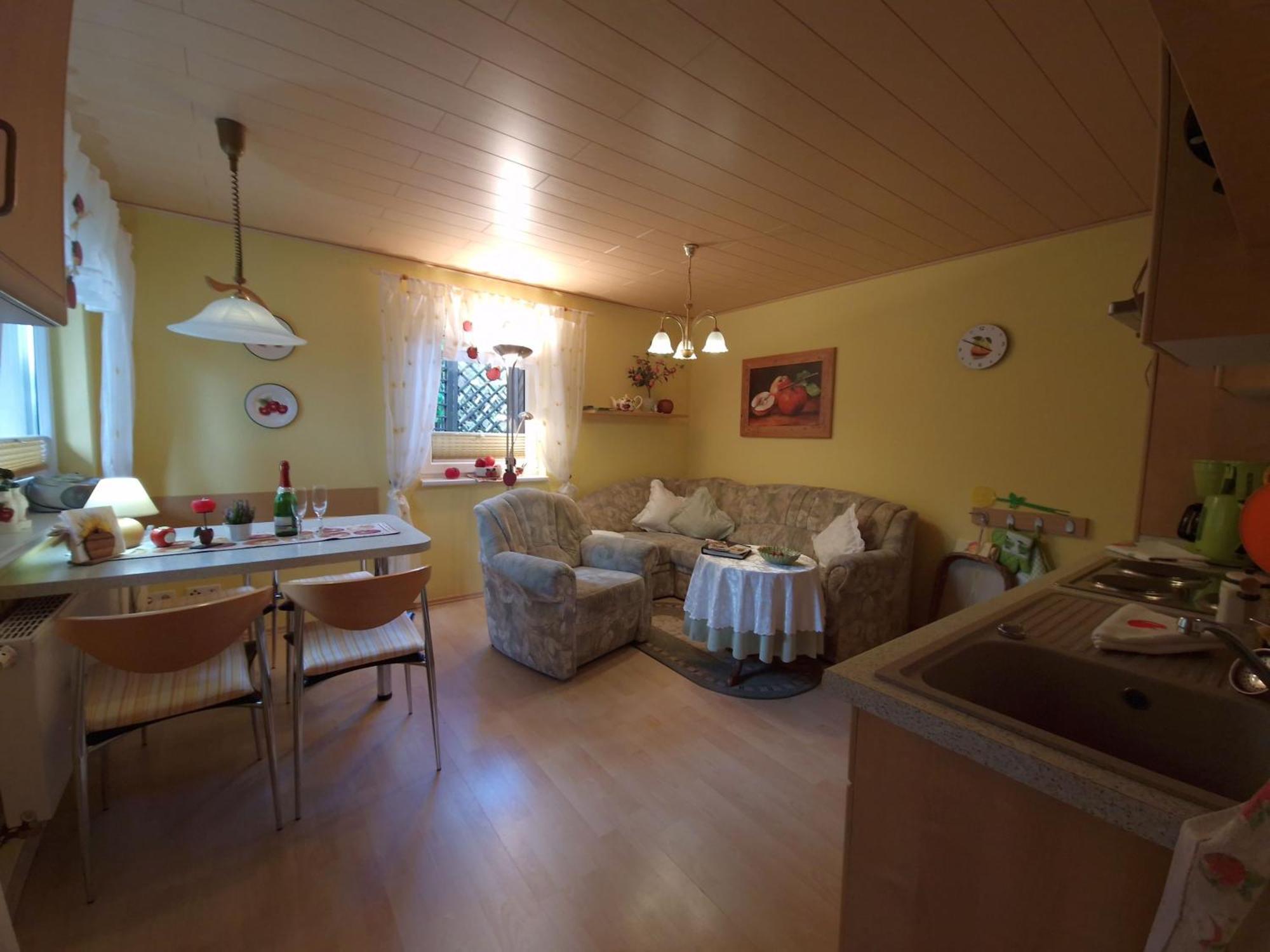 Ferienwohnung Ahlbeck, Ferienobjekt Apfel-Blume-Veilchen Ostseebad Heringsdorf Zimmer foto