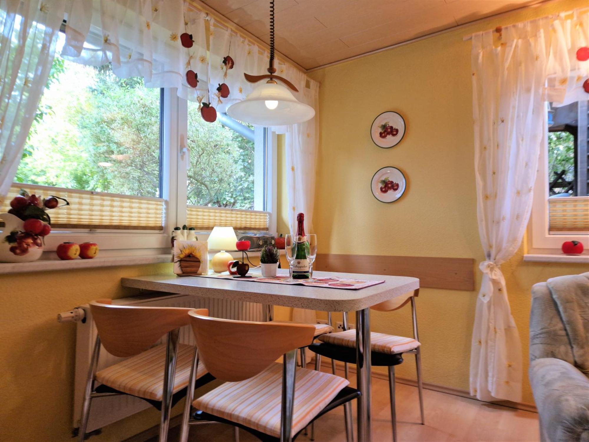 Ferienwohnung Ahlbeck, Ferienobjekt Apfel-Blume-Veilchen Ostseebad Heringsdorf Zimmer foto