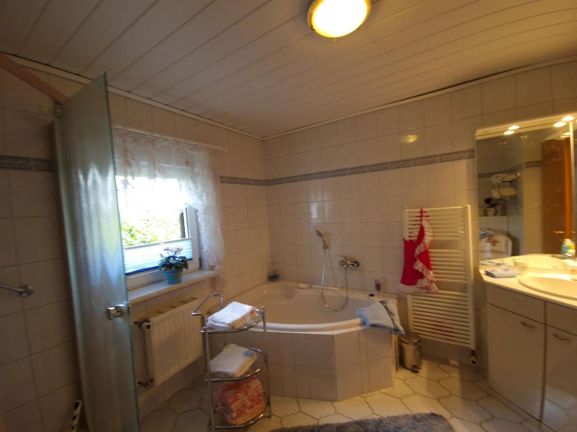 Ferienwohnung Ahlbeck, Ferienobjekt Apfel-Blume-Veilchen Ostseebad Heringsdorf Zimmer foto